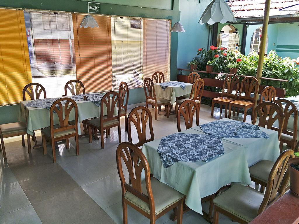 Hotel & Suites La Posada De Lobo Iquitos Ngoại thất bức ảnh